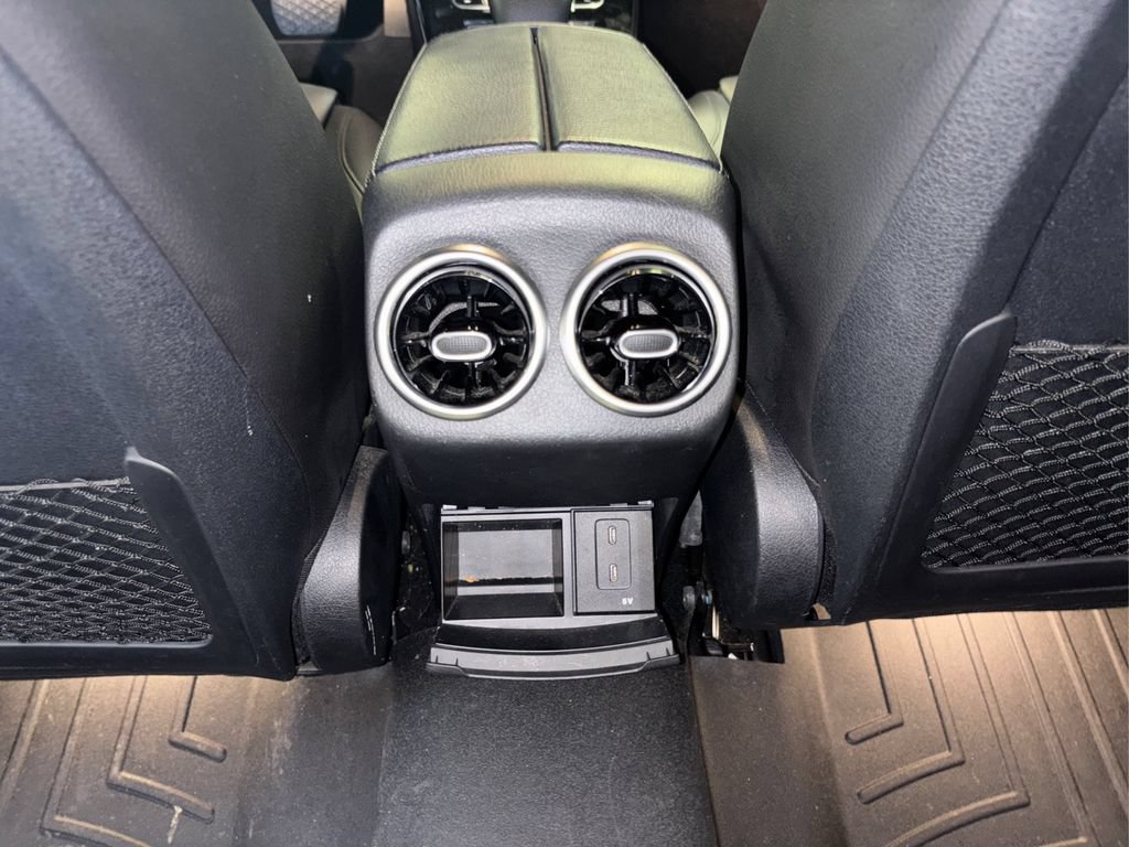 Used 2019 Mercedes-Benz A 220 4MATIC image 32