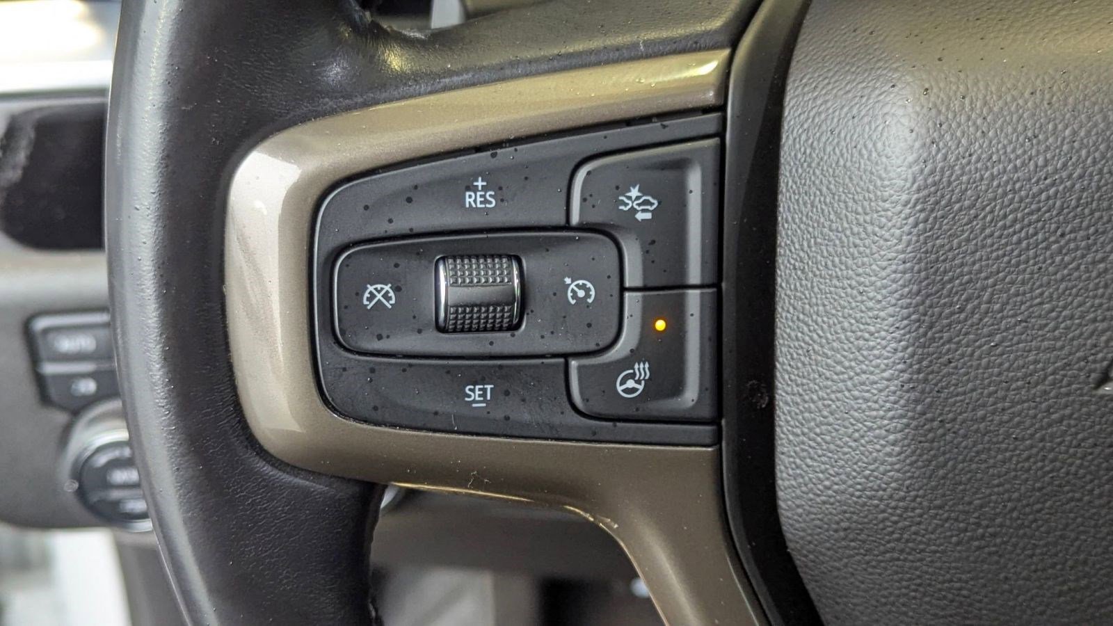 Used 2022 Chevrolet Silverado 1500 High Country w/ Z71 Off-Road Package image 17