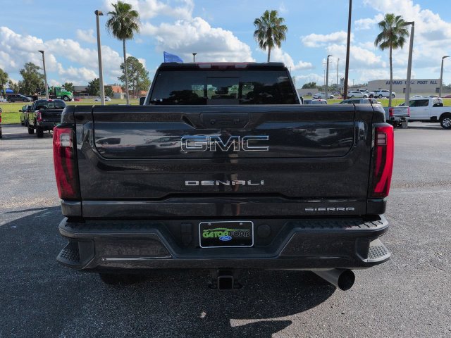 Used 2025 GMC Sierra 2500 Denali Ultimate AWD/4WD image 6