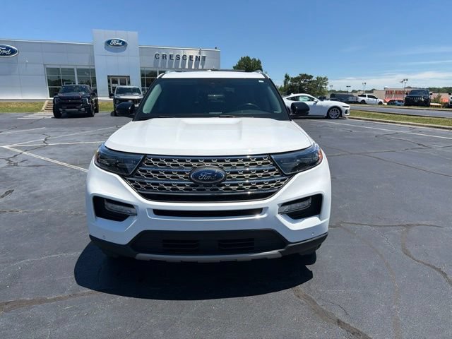 Certified 2021 Ford Explorer Limited w/ Equipment Group 301A AWD/4WD image 2