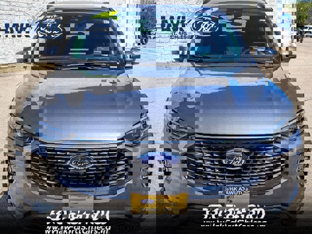 Certified 2023 Ford Escape Platinum w/ Premium Technology Package AWD/4WD image 5