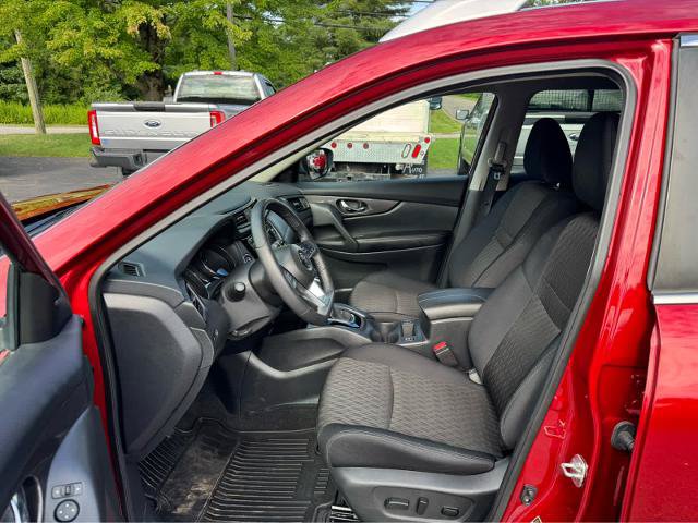 Used 2019 Nissan Rogue SV AWD/4WD image 10