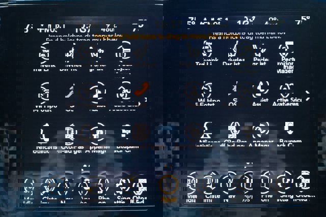 Used 2021 Jeep Grand Cherokee Limited image 22