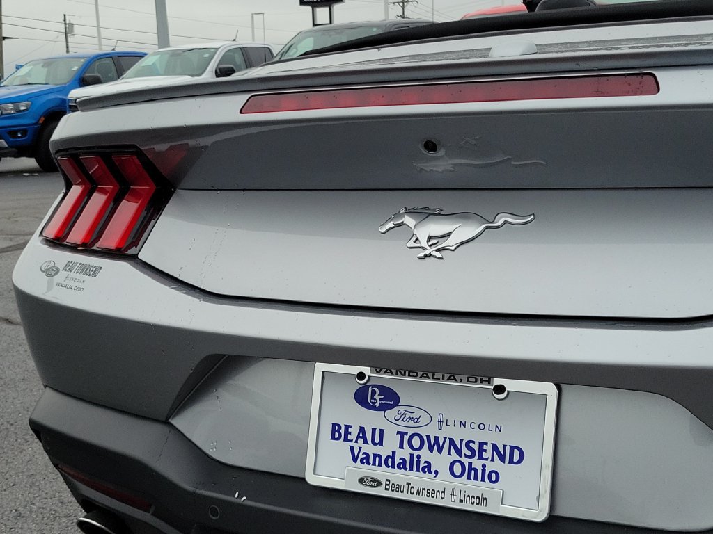 Certified 2025 Ford Mustang Premium RWD image 10
