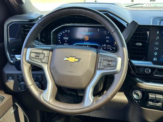 Used 2025 Chevrolet Silverado 2500 LTZ w/ LTZ Premium Package AWD/4WD image 14