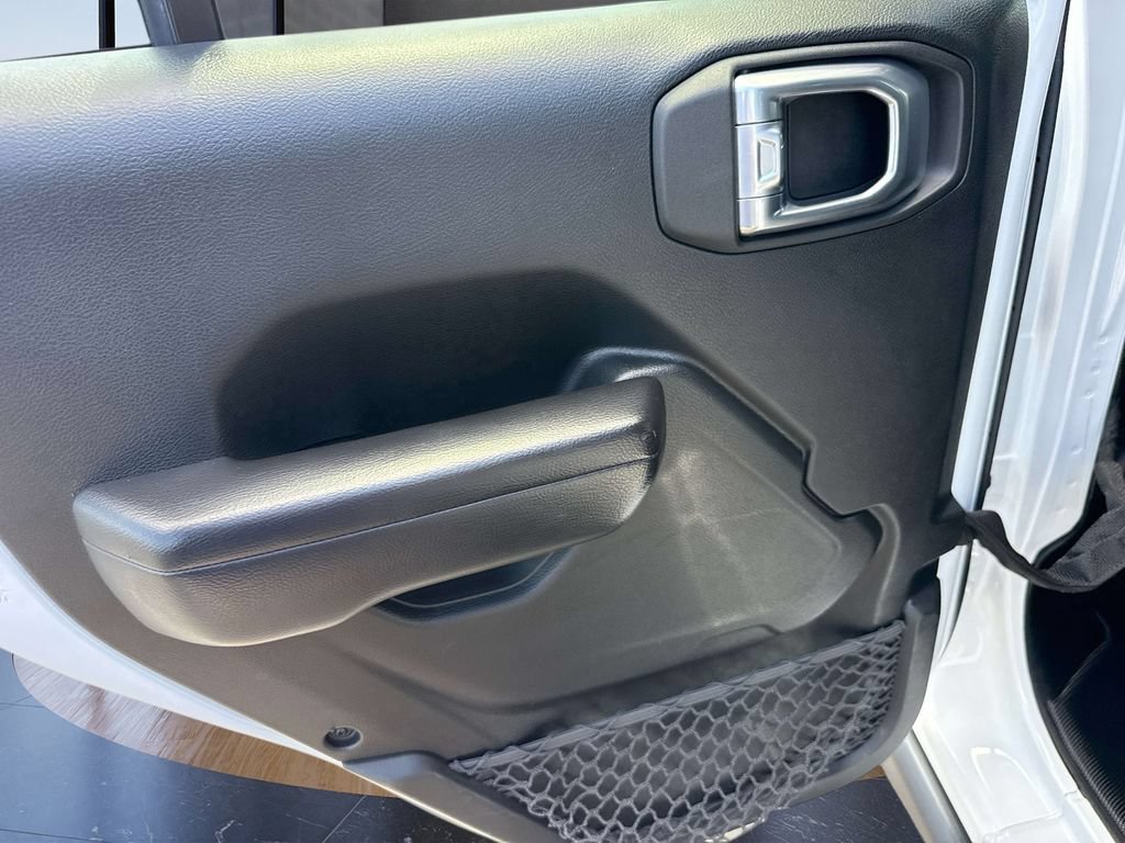 Used 2021 Jeep Wrangler Unlimited Sport AWD/4WD image 13