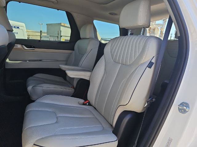 Used 2024 Hyundai Palisade Limited FWD image 14