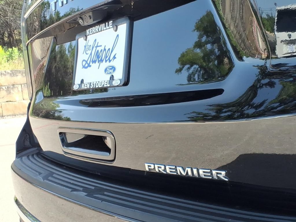 Used 2024 Chevrolet Tahoe Premier w/ Premium Package AWD/4WD image 11