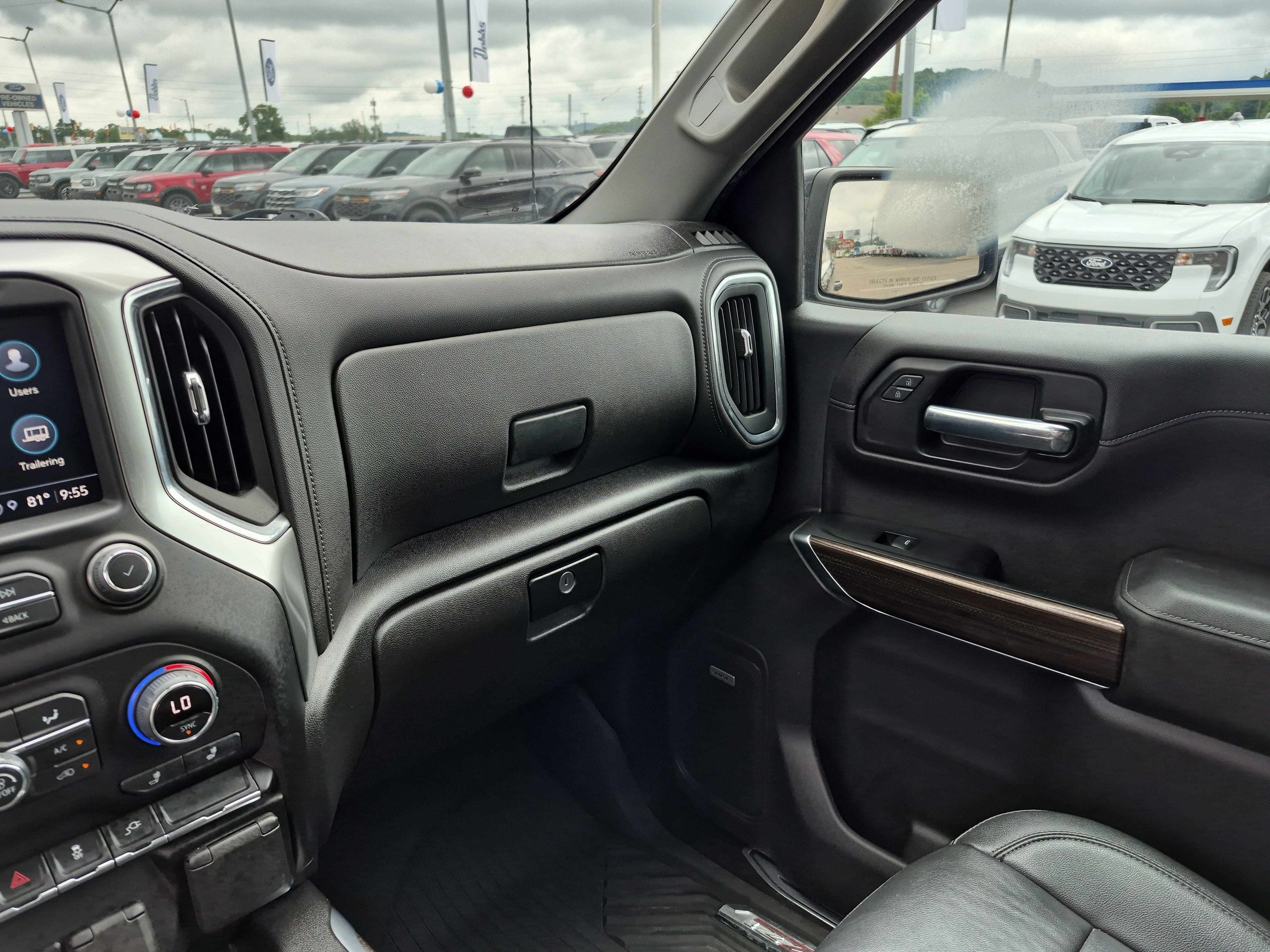 Used 2021 Chevrolet Silverado 1500 LT Trail Boss w/ Convenience Package II AWD/4WD image 22