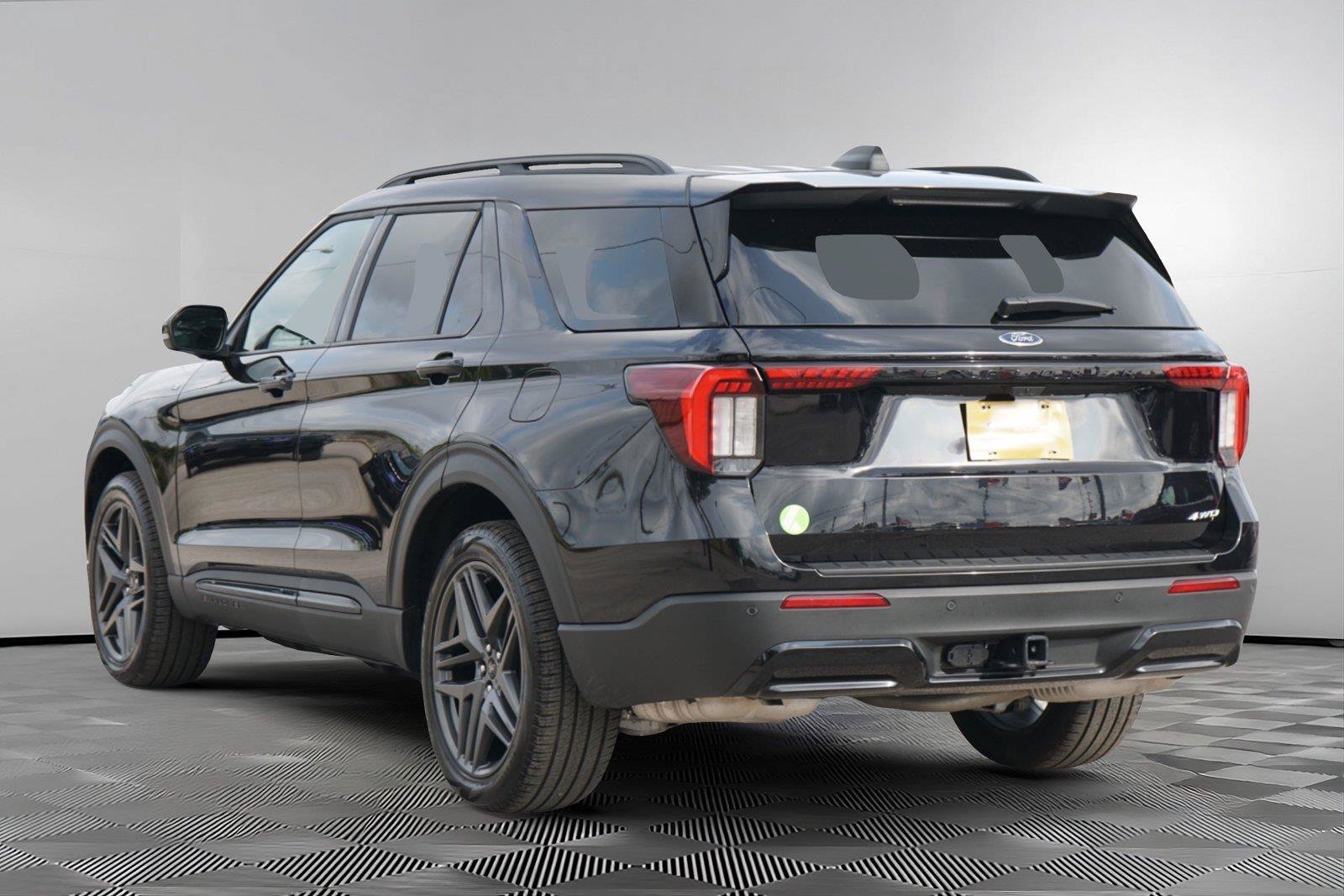 Certified 2025 Ford Explorer ST-Line w/ ST-Line Street Pack AWD/4WD image 6