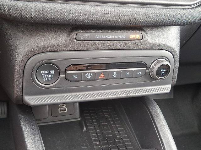Certified 2025 Ford Bronco Sport Outer Banks w/ Outer Banks Tech Package+ AWD/4WD image 16
