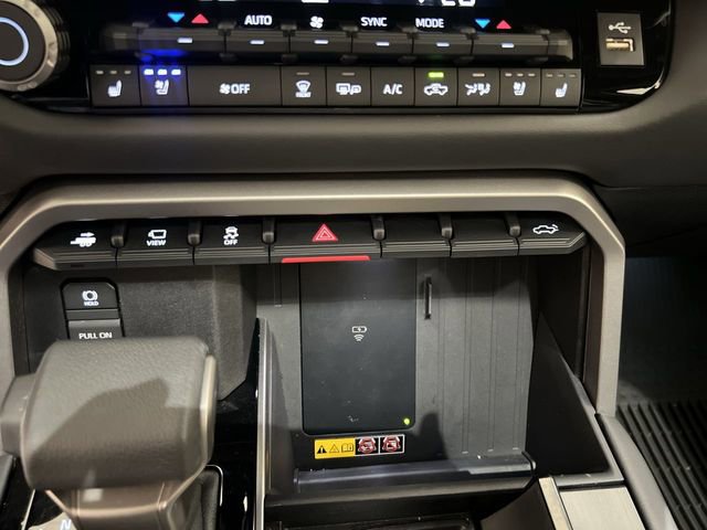 Used 2026 Toyota Tundra Platinum AWD/4WD image 17