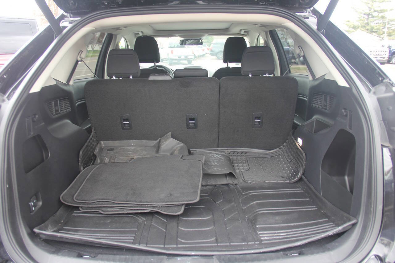 Certified 2024 Ford Edge SEL w/ Convenience Package AWD/4WD image 10