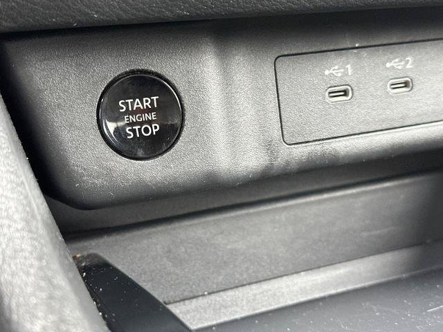 Used 2025 Nissan Rogue SV AWD/4WD image 15