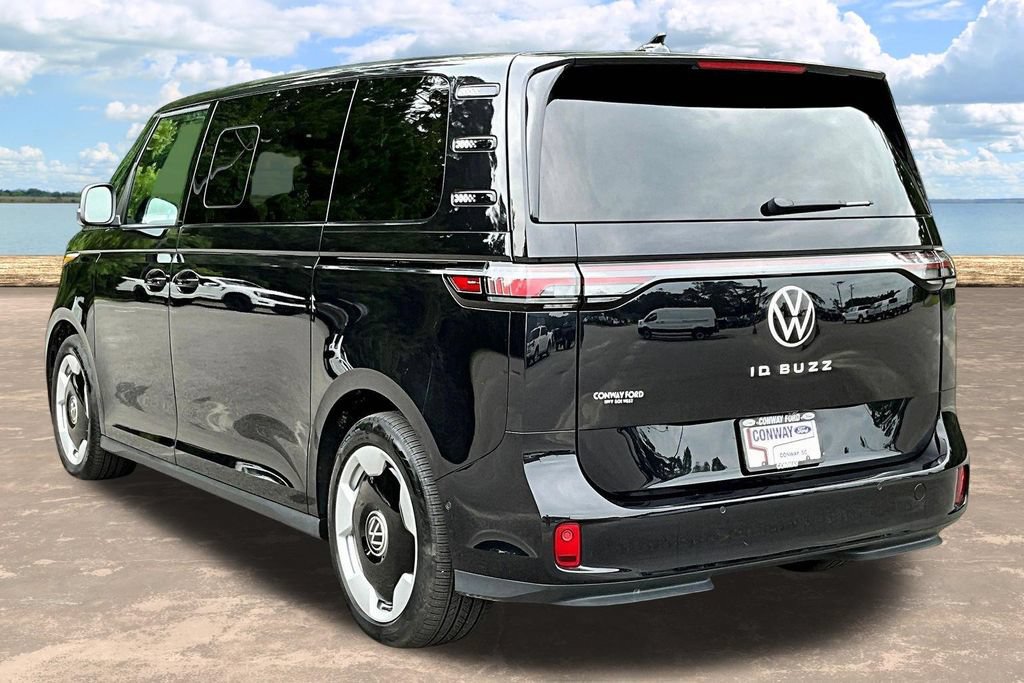 Used 2025 Volkswagen ID. Buzz Pro S RWD image 5