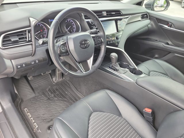Used 2020 Toyota Camry SE FWD image 22