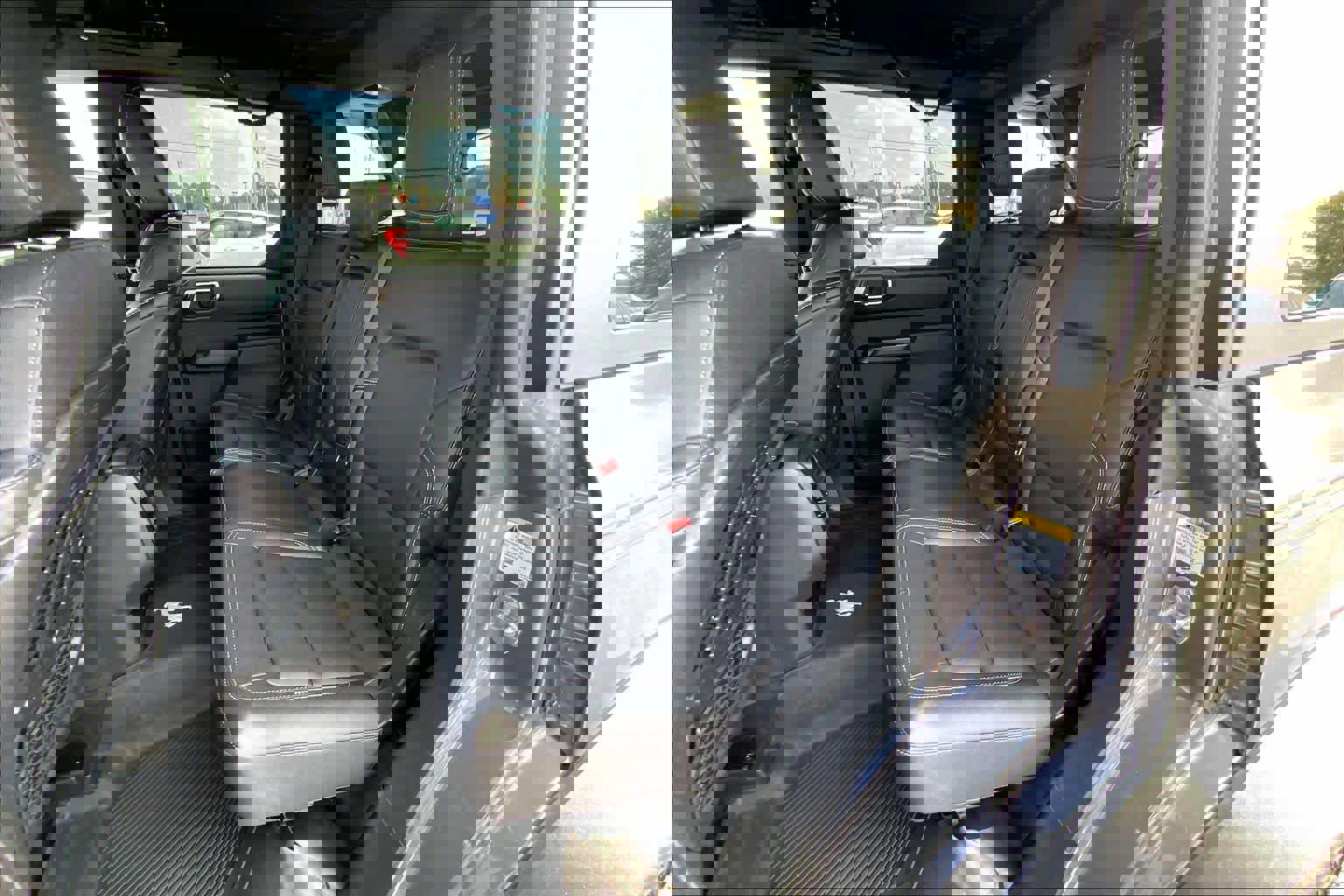 Certified 2025 Ford Bronco Badlands w/ Sasquatch Package image 21