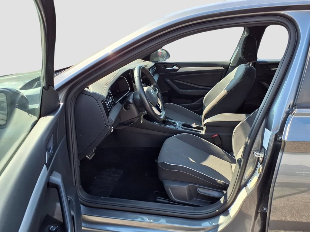 Used 2025 Volkswagen Jetta Sport FWD image 26