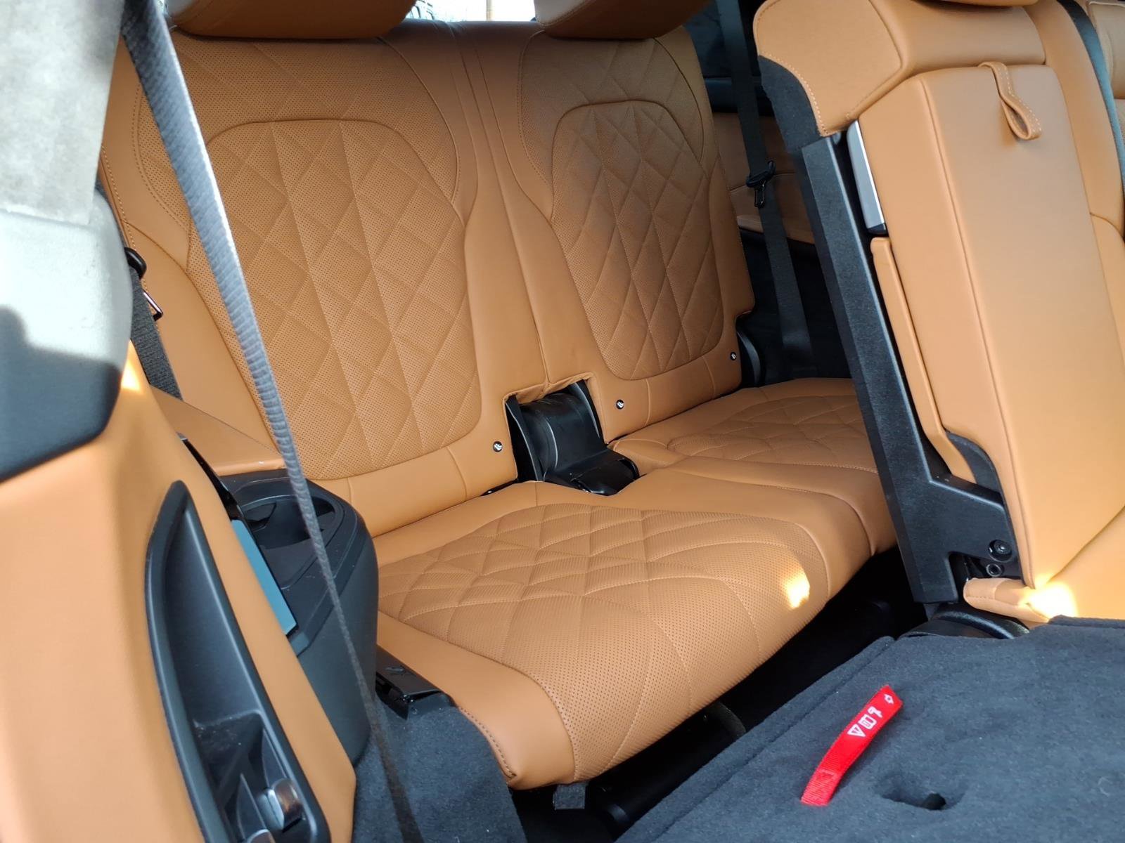 Used 2024 BMW X7 xDrive40i w/ M Sport Package image 11