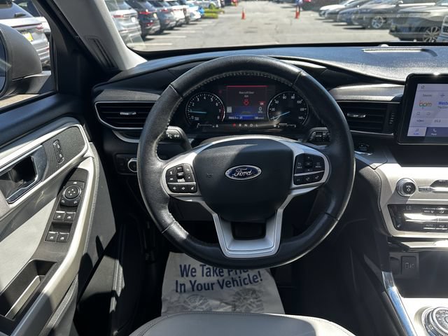 Certified 2021 Ford Explorer XLT w/ Equipment Group 202A AWD/4WD image 14