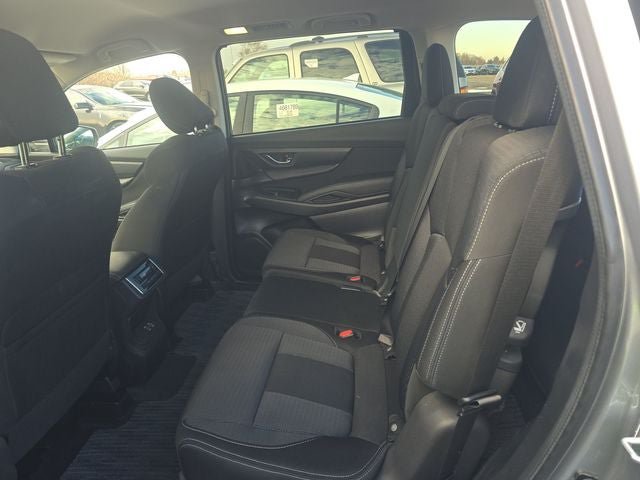 Used 2025 Subaru Ascent Premium AWD/4WD image 16