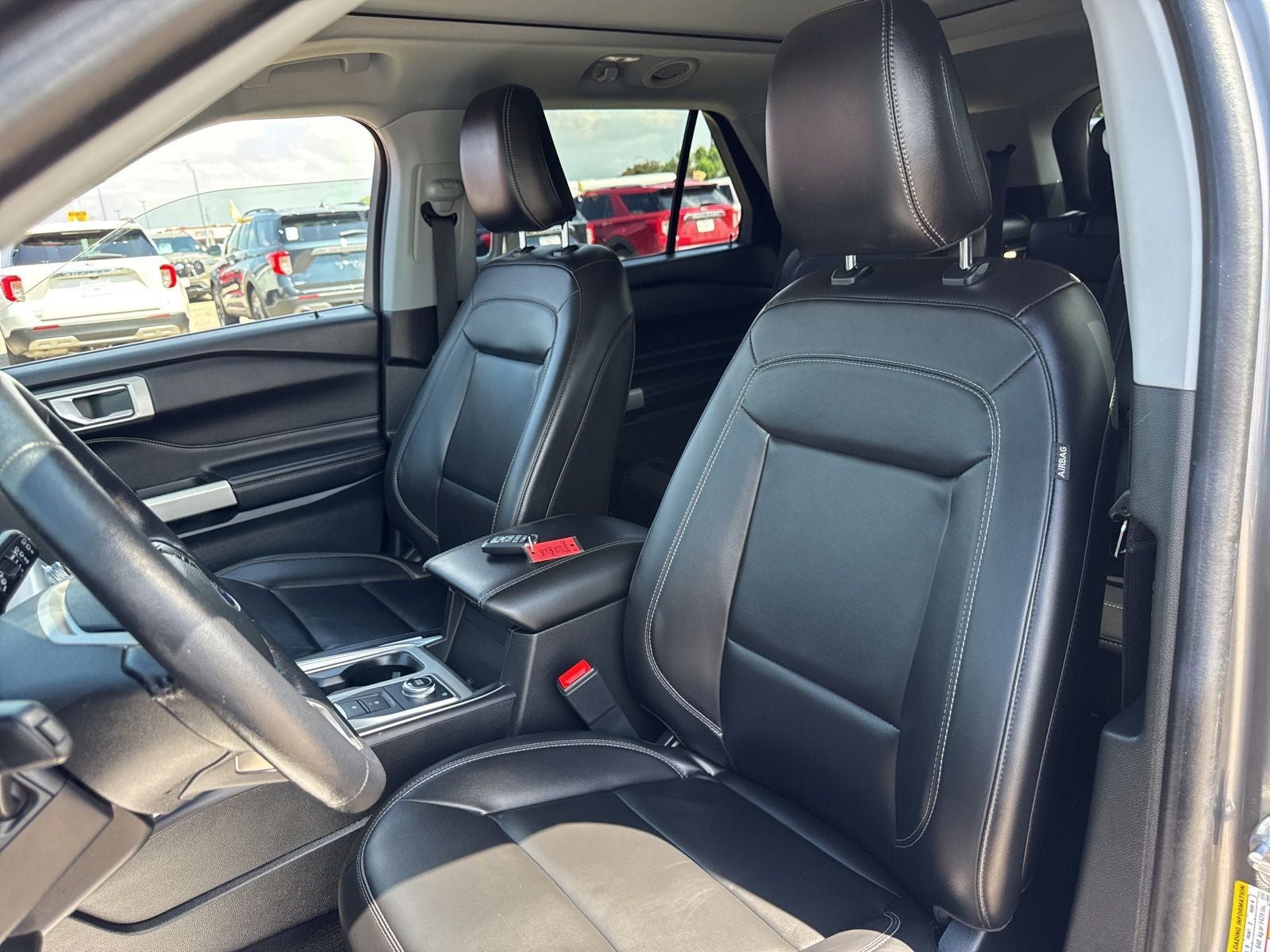 Certified 2023 Ford Explorer XLT w/ Equipment Group 202A AWD/4WD image 17