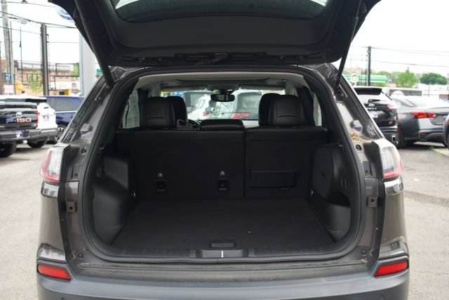 Used 2022 Jeep Cherokee Limited AWD/4WD image 34