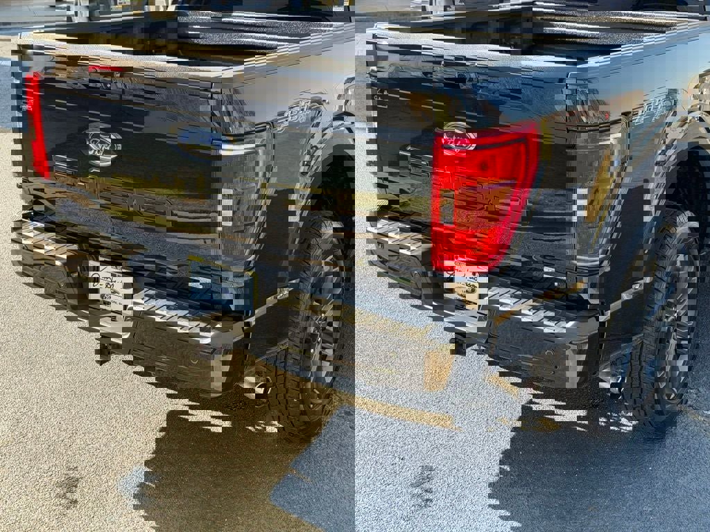 Certified 2022 Ford F150 Lariat w/ Equipment Group 502A High image 5