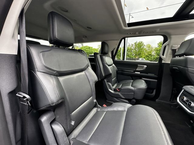 Certified 2025 Ford Expedition Max Platinum AWD/4WD image 38