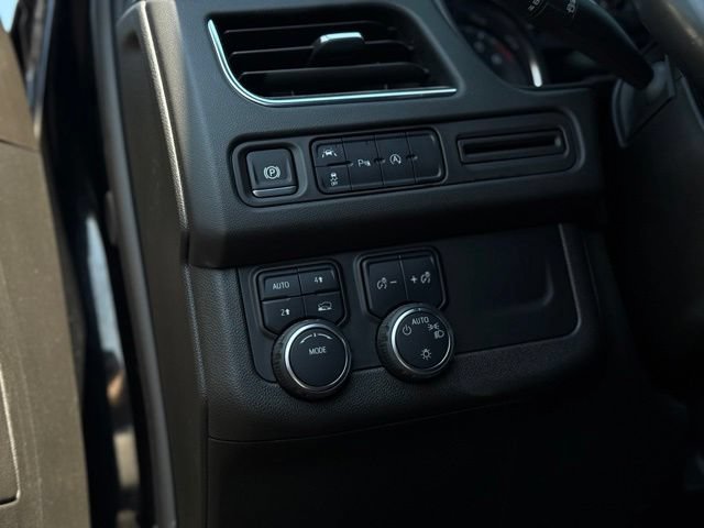 Used 2024 Chevrolet Tahoe LS AWD/4WD image 12