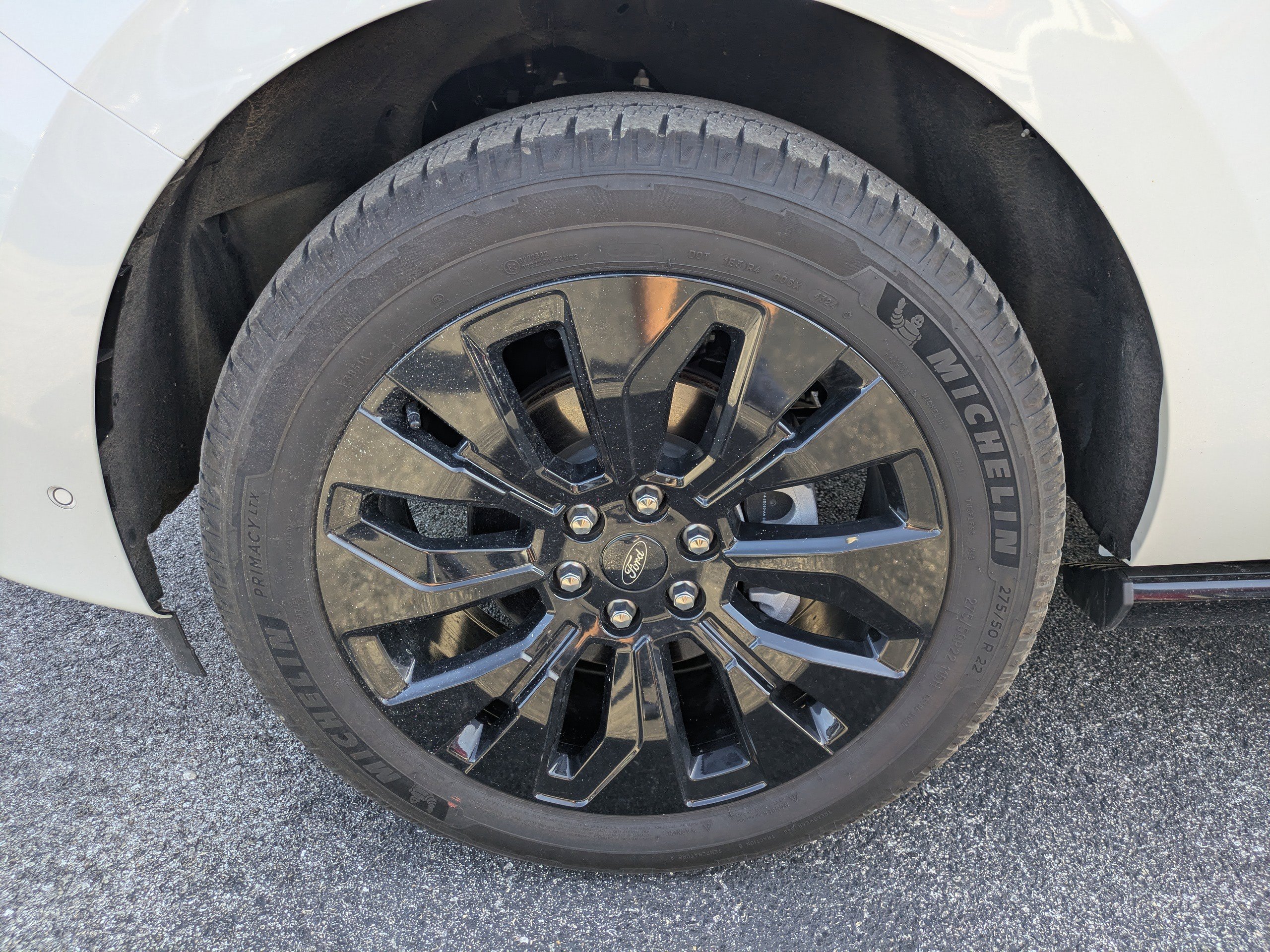Certified 2025 Ford Expedition Platinum w/ Stealth Appearance Package AWD/4WD image 10