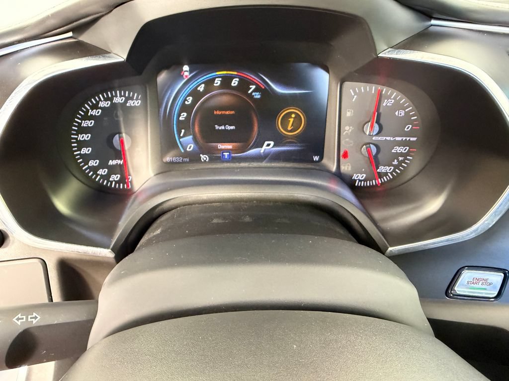 Used 2019 Chevrolet Corvette Stingray Coupe RWD image 11