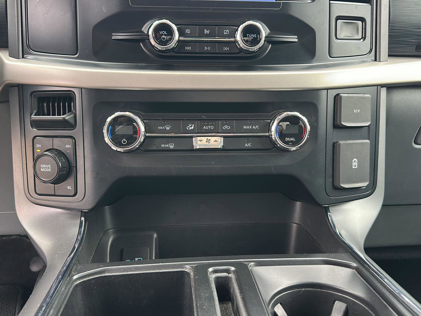 Certified 2021 Ford F150 XLT w/ Equipment Group 301A Mid AWD/4WD image 17