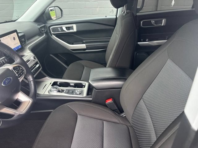 Certified 2024 Ford Explorer XLT AWD/4WD image 30