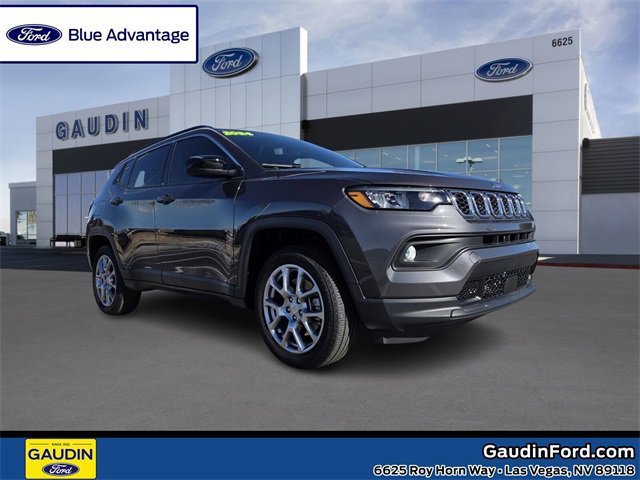 Used 2024 Jeep Compass Latitude image 7
