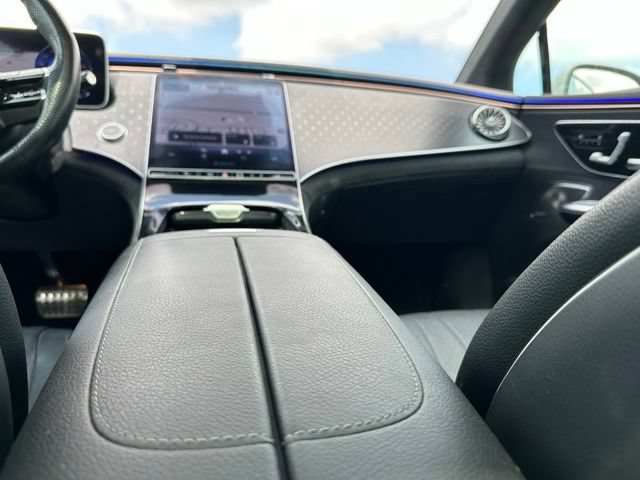 Used 2023 Mercedes-Benz EQE 500 4MATIC Sedan image 13