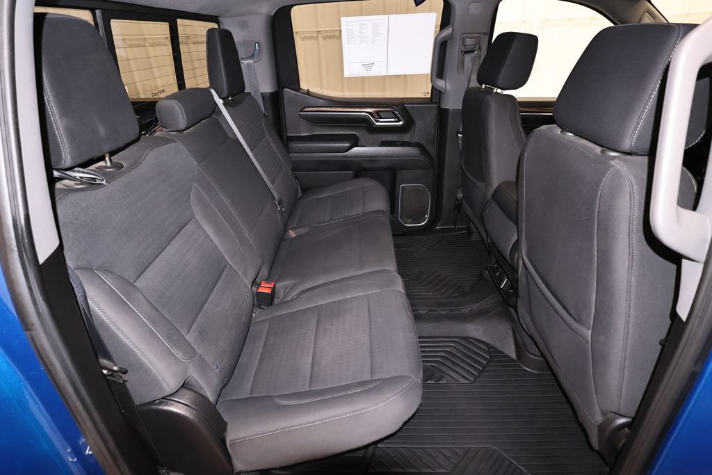 Used 2022 Chevrolet Silverado 1500 LT AWD/4WD image 18