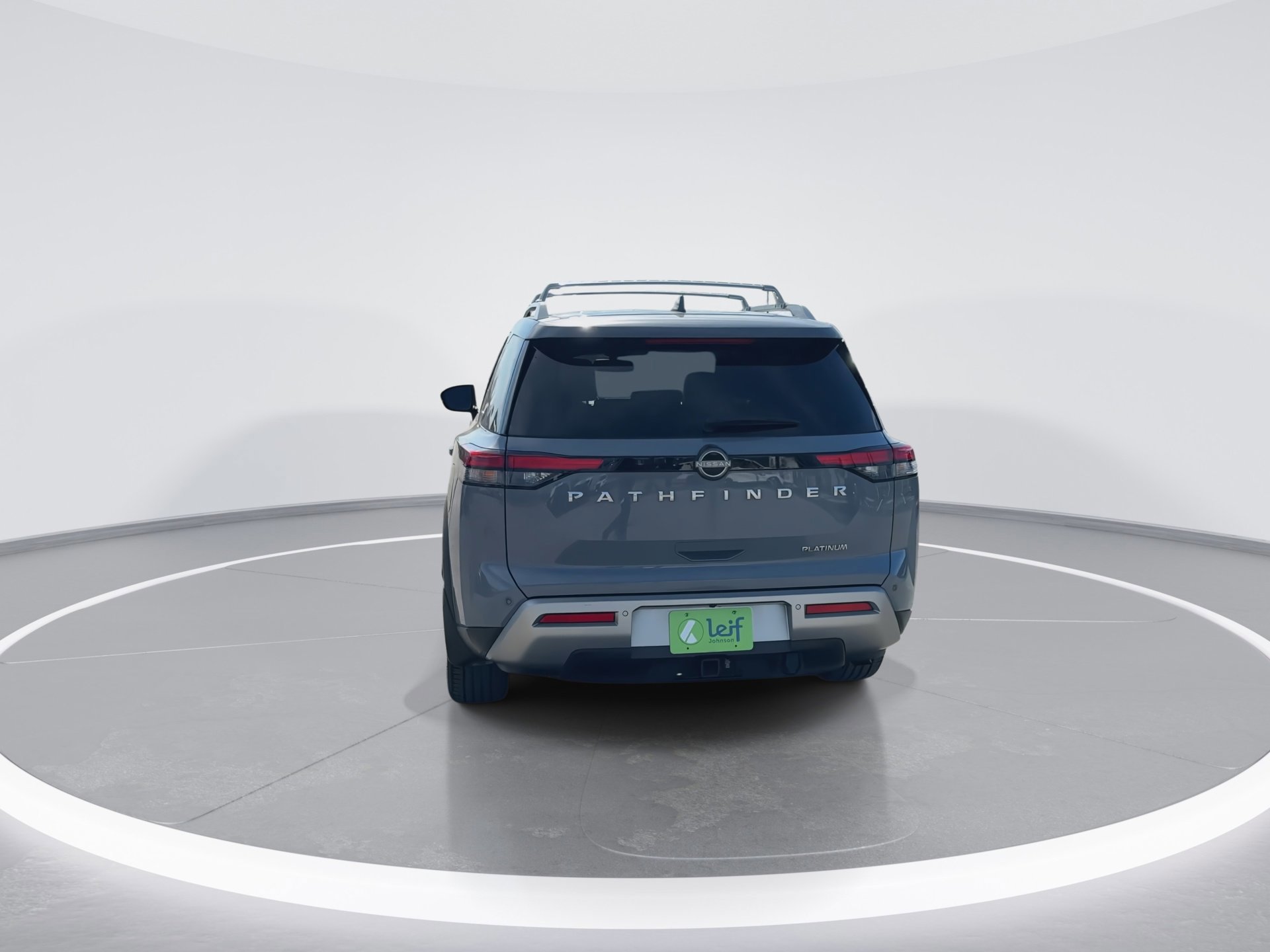 Used 2022 Nissan Pathfinder Platinum w/ Cargo Package image 6