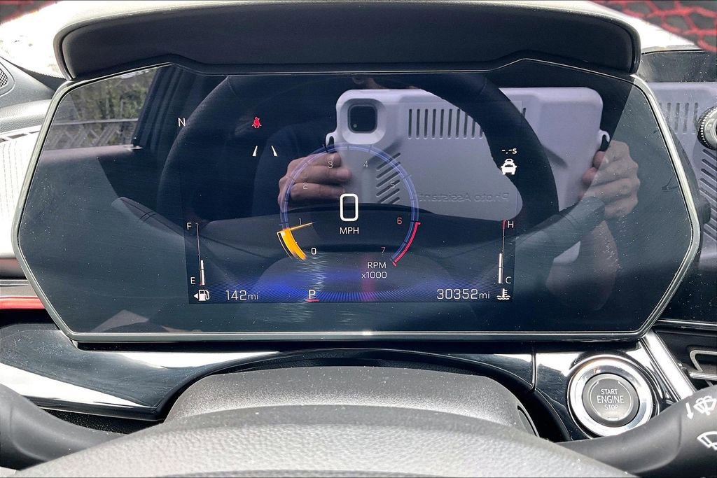 Used 2024 Chevrolet Trax RS w/ Driver Confidence Package FWD image 20