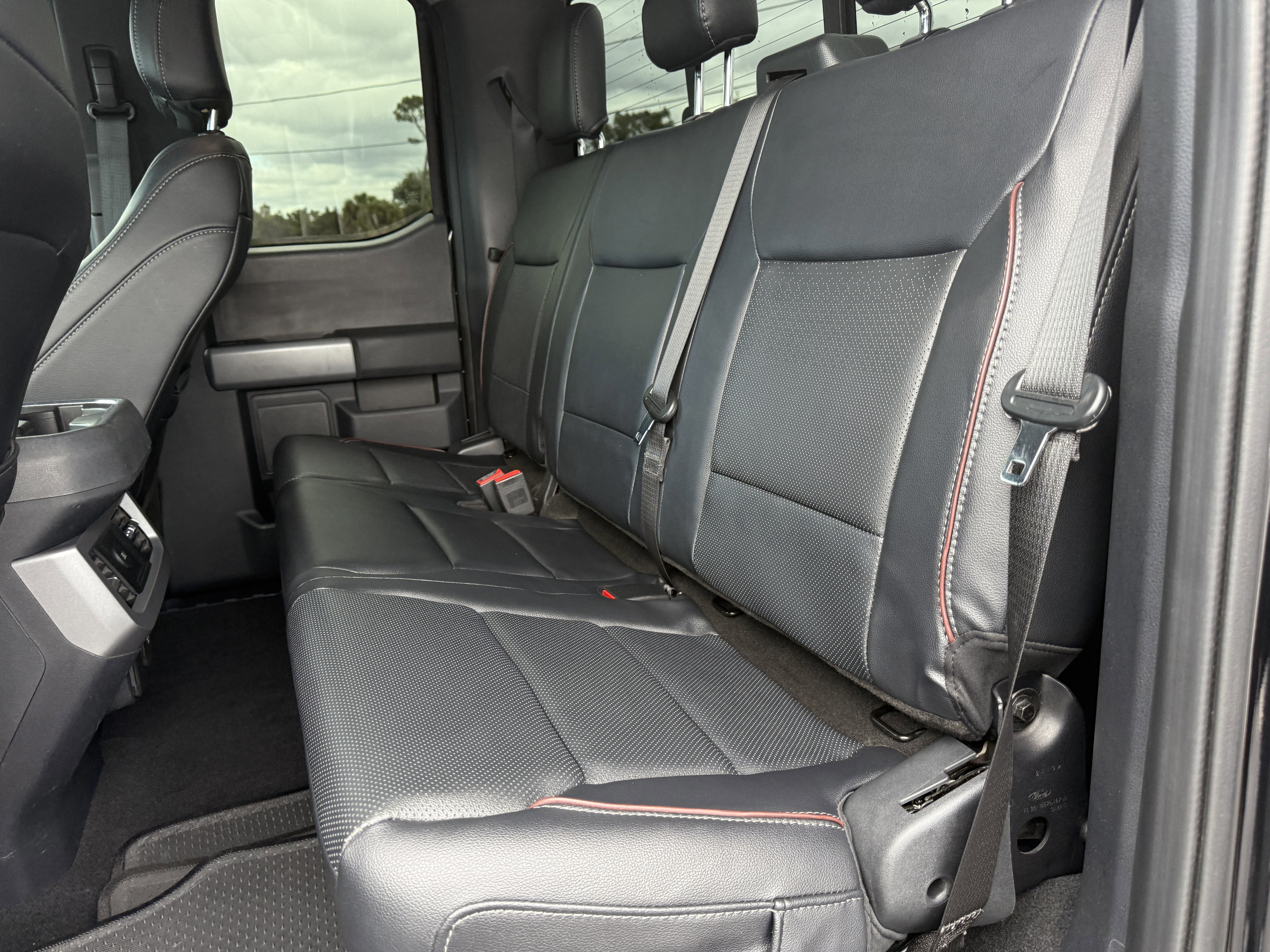 Certified 2023 Ford F350 Lariat w/ Chrome Package image 16