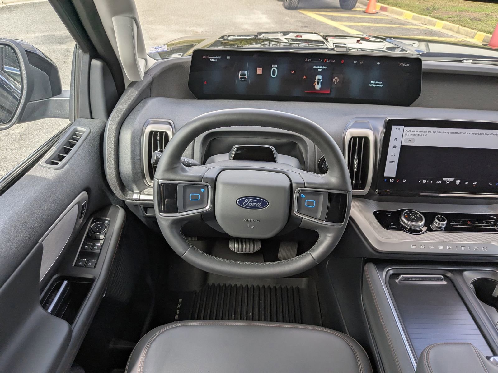 Certified 2025 Ford Expedition Max Active image 16