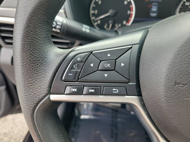 Used 2023 Nissan Altima 2.5 SV FWD image 25