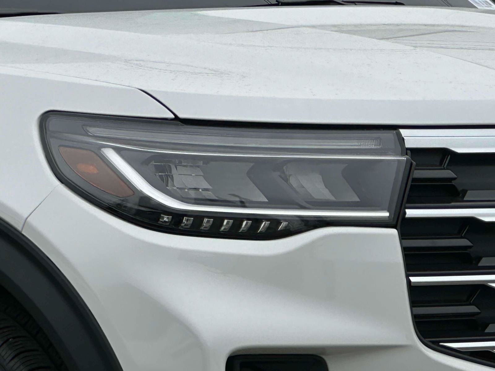 Certified 2025 Ford Explorer Active AWD/4WD image 10