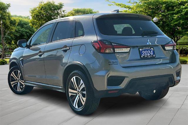Used 2024 Mitsubishi Outlander Sport SE image 2