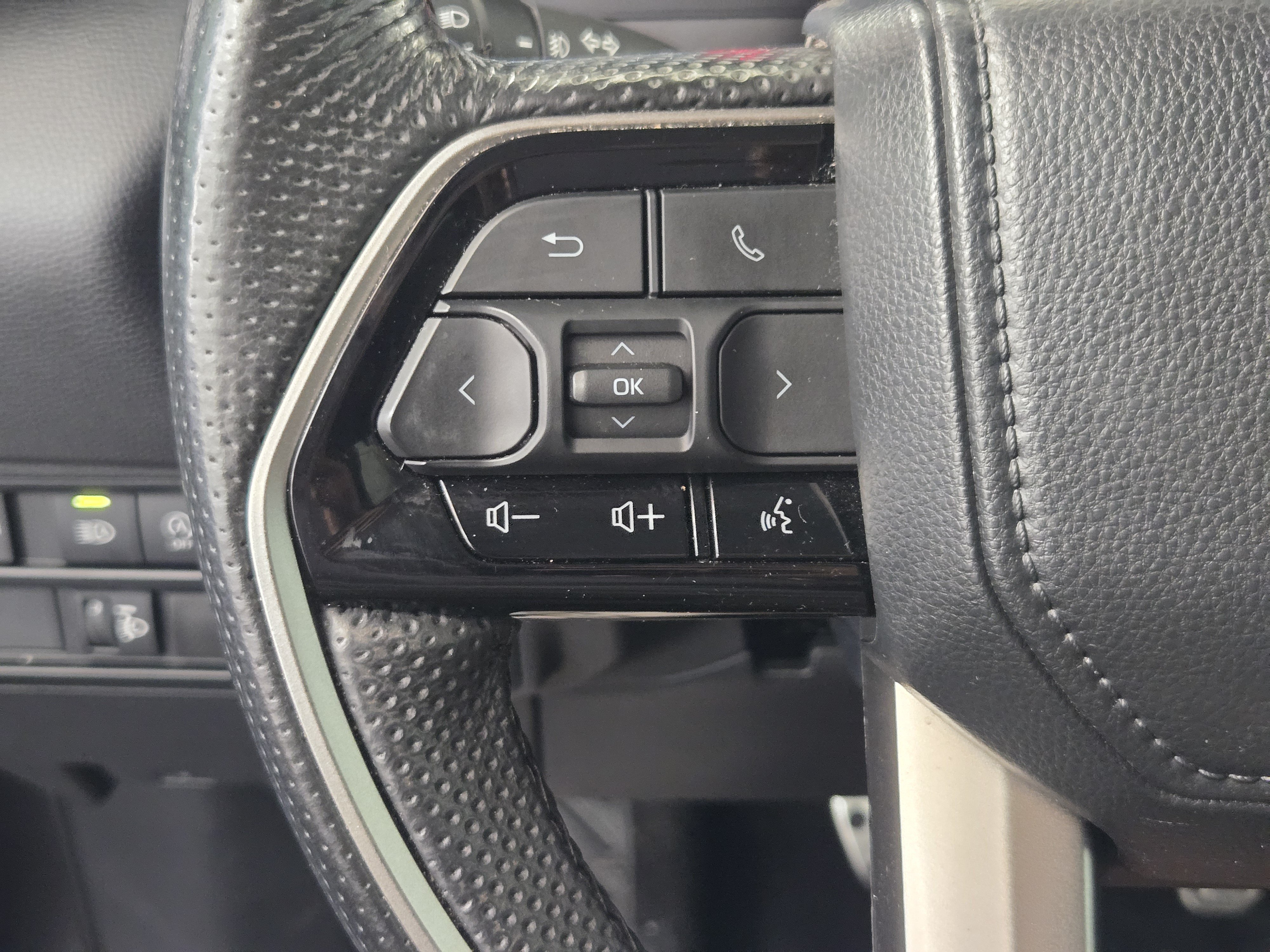 Used 2024 Toyota Tundra SR5 w/ TRD Sport Premium Package AWD/4WD image 27