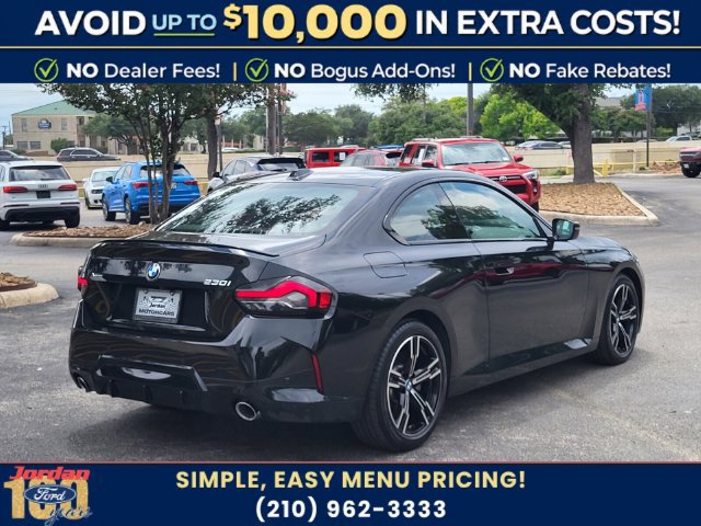 Used 2026 BMW 230i xDrive Coupe w/ Premium Package AWD/4WD image 5