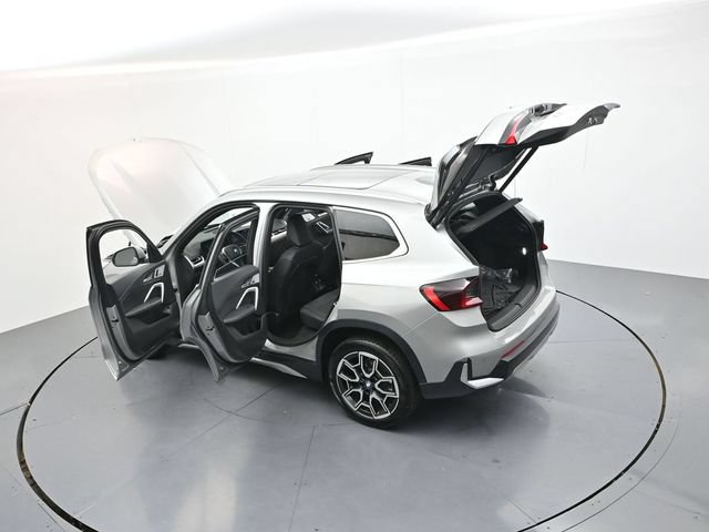 Used 2025 BMW X1 xDrive28i w/ Convenience Package AWD/4WD image 44