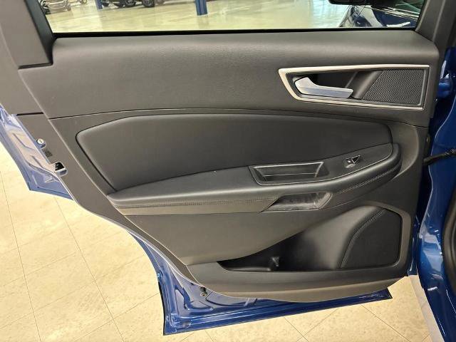 Certified 2024 Ford Edge SEL w/ Convenience Package AWD/4WD image 12