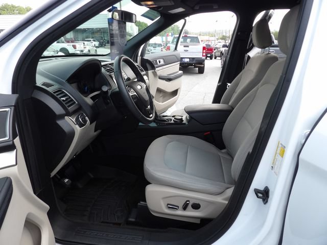 Certified 2018 Ford Explorer XLT AWD/4WD image 26