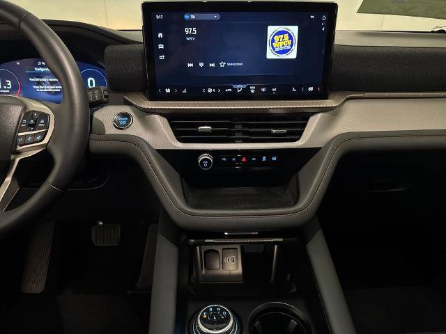 Certified 2025 Ford Explorer Active image 24
